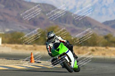 media/Jan-09-2022-SoCal Trackdays (Sun) [[2b1fec8404]]/Turn 14 (10am)/